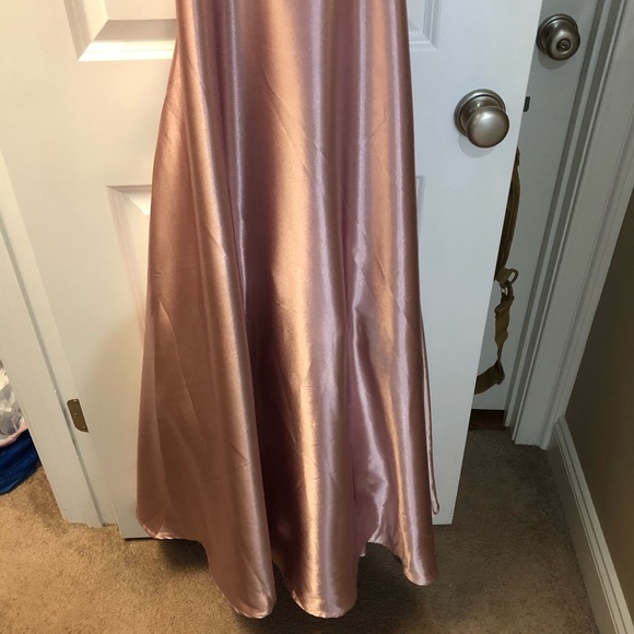Pink Prom dress - Picture 2 of 4